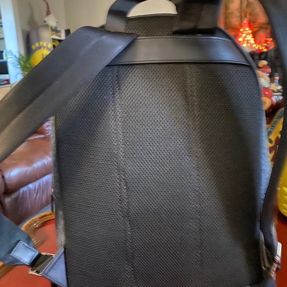 MK Cooper Backpack Authentic - Picture 5 of 9